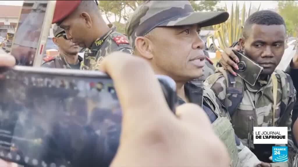 Madagascar : les militaires affirment "prendre le pouvoir"