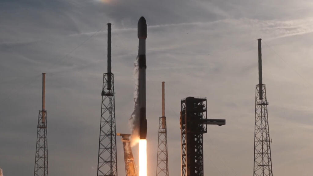 Les Iraniens coupés du monde : comment le régime réussit à neutraliser Starlink