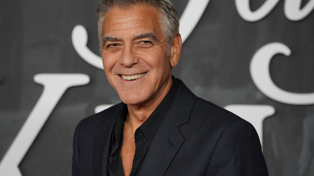 Minister bekritiseert het versnelde Franse paspoort van Clooney als ‘dubbele standaard’