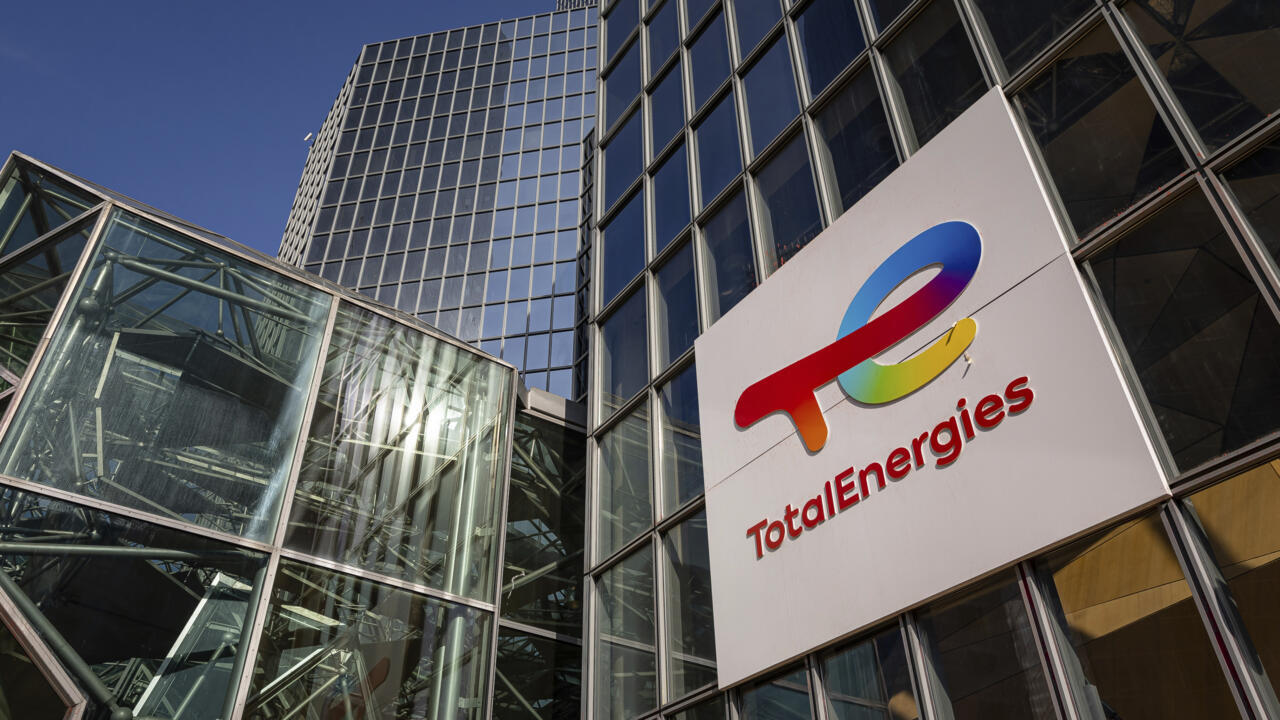 Tribunal francés condena a TotalEnergies por mensajes “engañosos” sobre sus compromisos climáticos