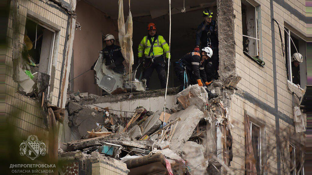 أوكرانيا: قتلى وجرحى في قصف روسي بمسيرات وصواريخ استهدف منشآت للطاقة