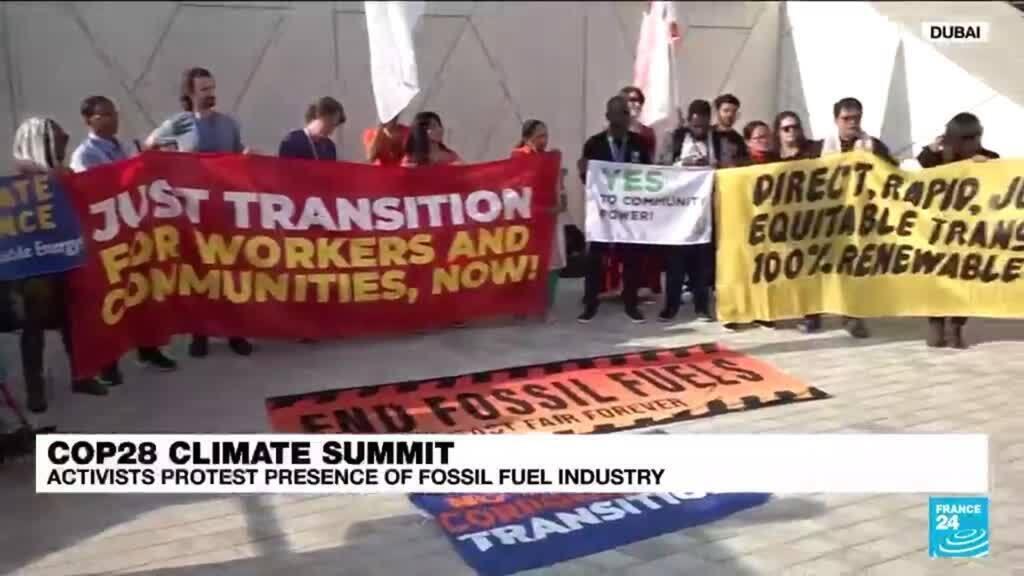 Countries split over phase-out of fossil fuels at COP28