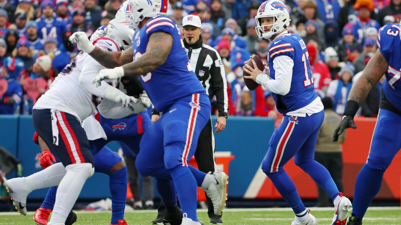 NFL playoffs Hamlin's Bills and Brady's Buccaneers on the front line