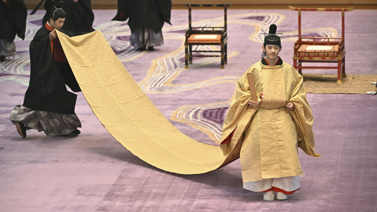 L'instant + : le Japon fête la majorité du prince Hisahito, seul héritier masculin au trône