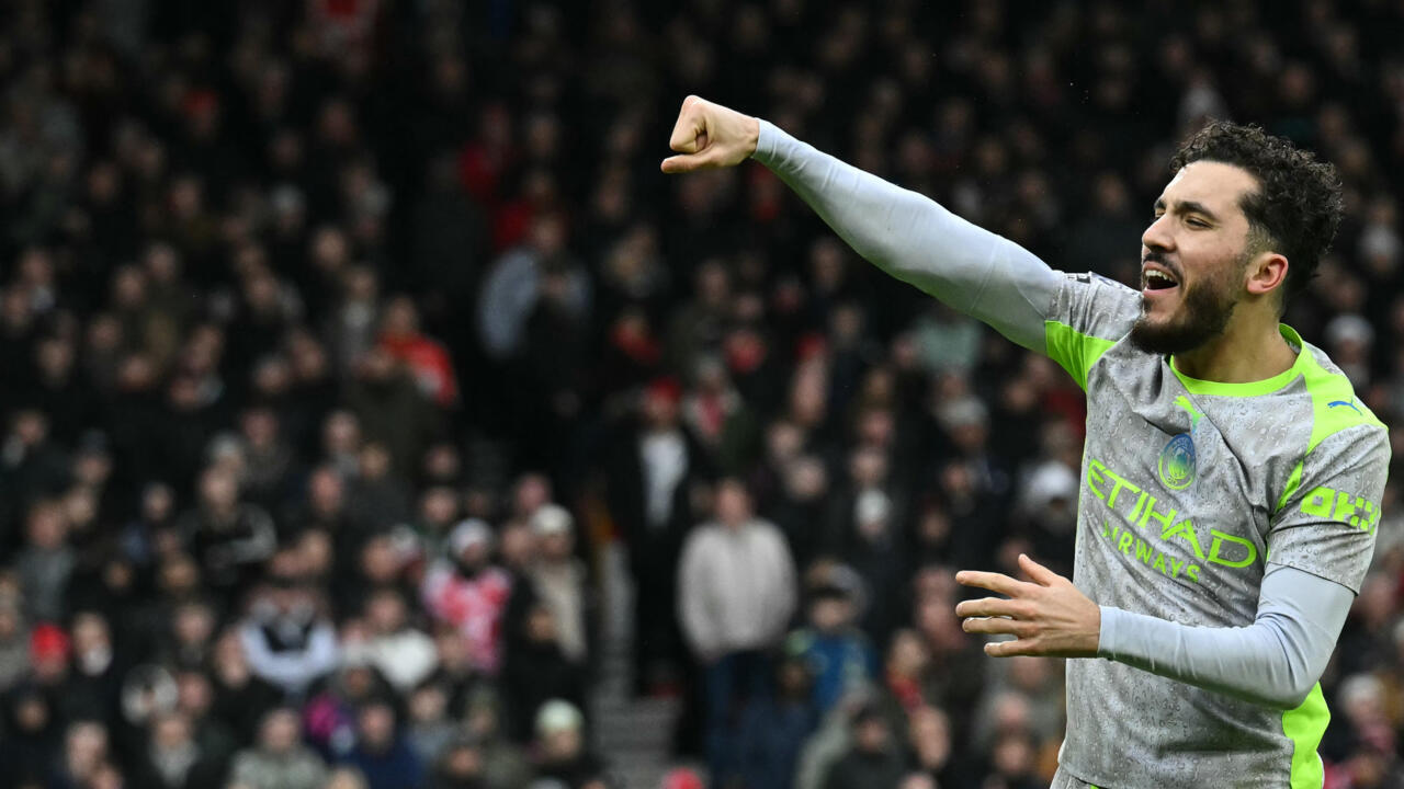 بطولة إنكلترا: شرقي يقود مانشستر سيتي إلى صدارة موقتة