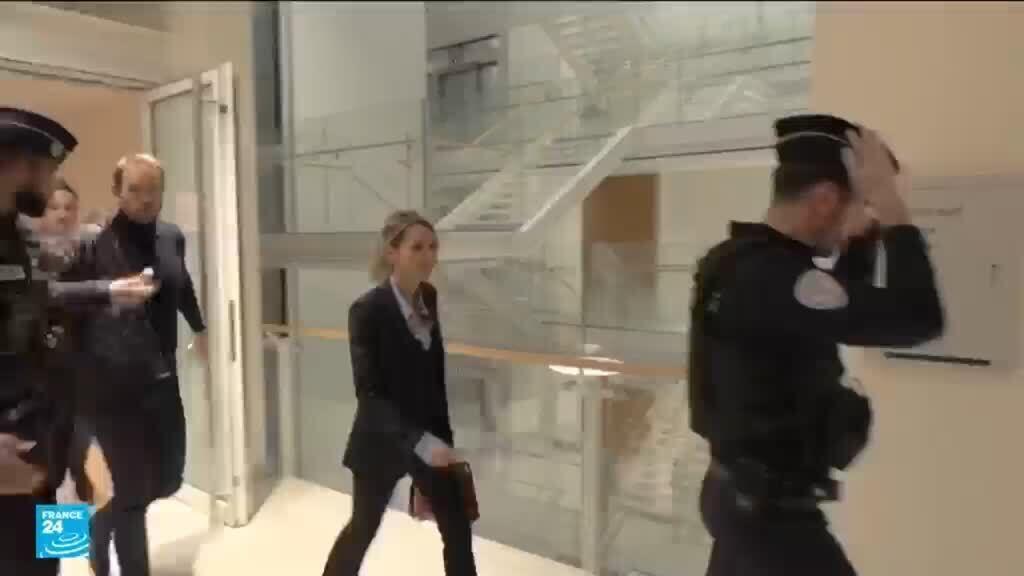 شهادة مؤثرة لابنة بريجيت ماكرون في اليوم الأخير من محاكمة المتهمين بنشر إشاعة التحول الجنسي