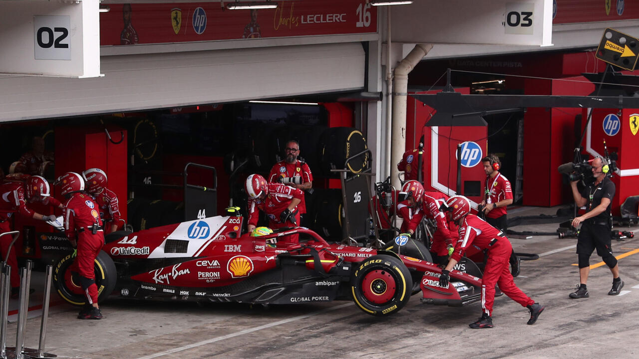 Hamilton upbeat despite 'nightmare' at Ferrari