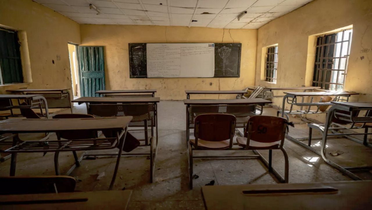 نيجيريا: الإفراج عن 100 تلميذ اختطفوا من مدرسة كاثوليكية وسط غموض حول مصير عشرات آخرين