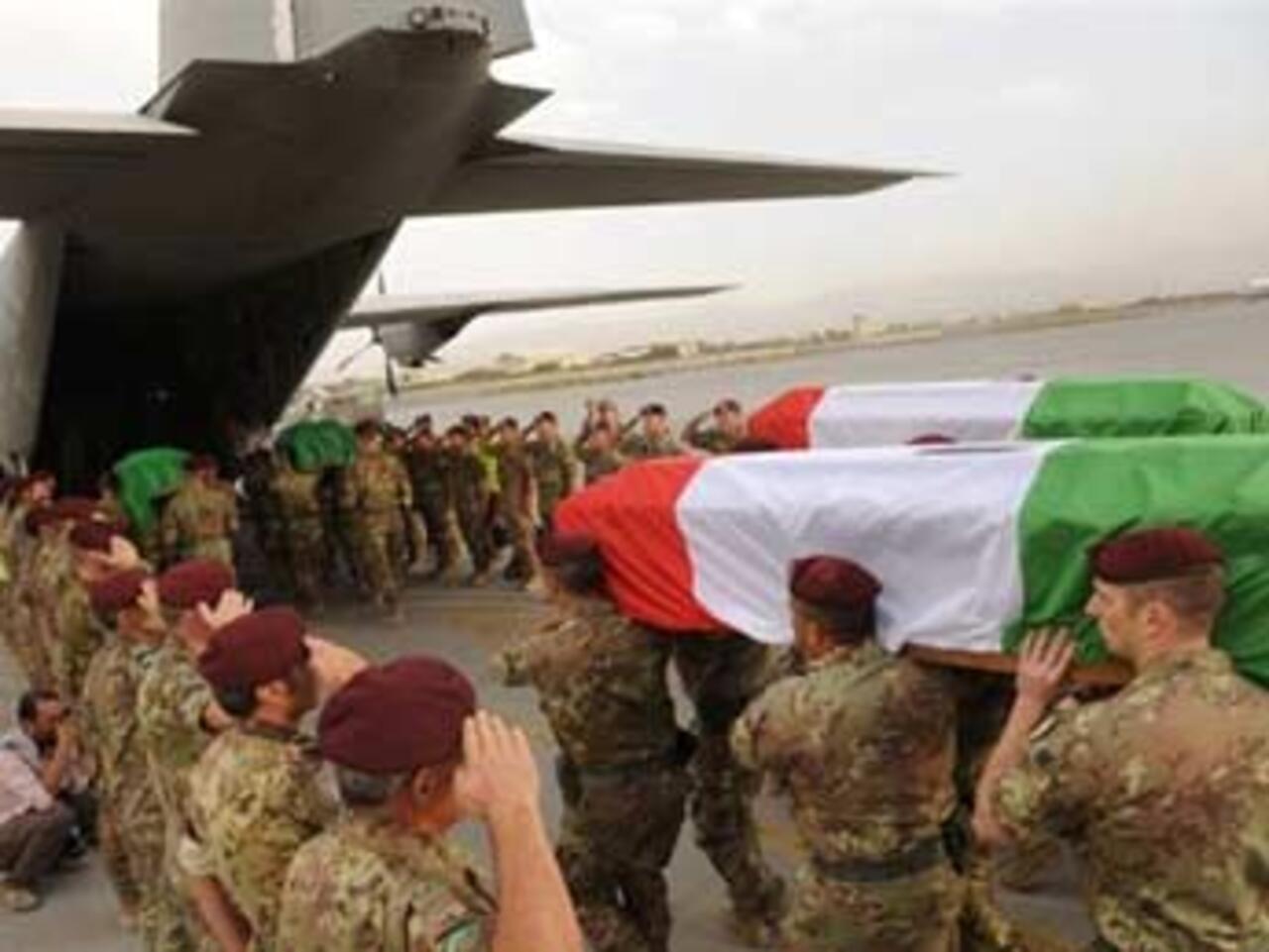 Emotional farewell for Italian troops slain in Afghanistan - France 24