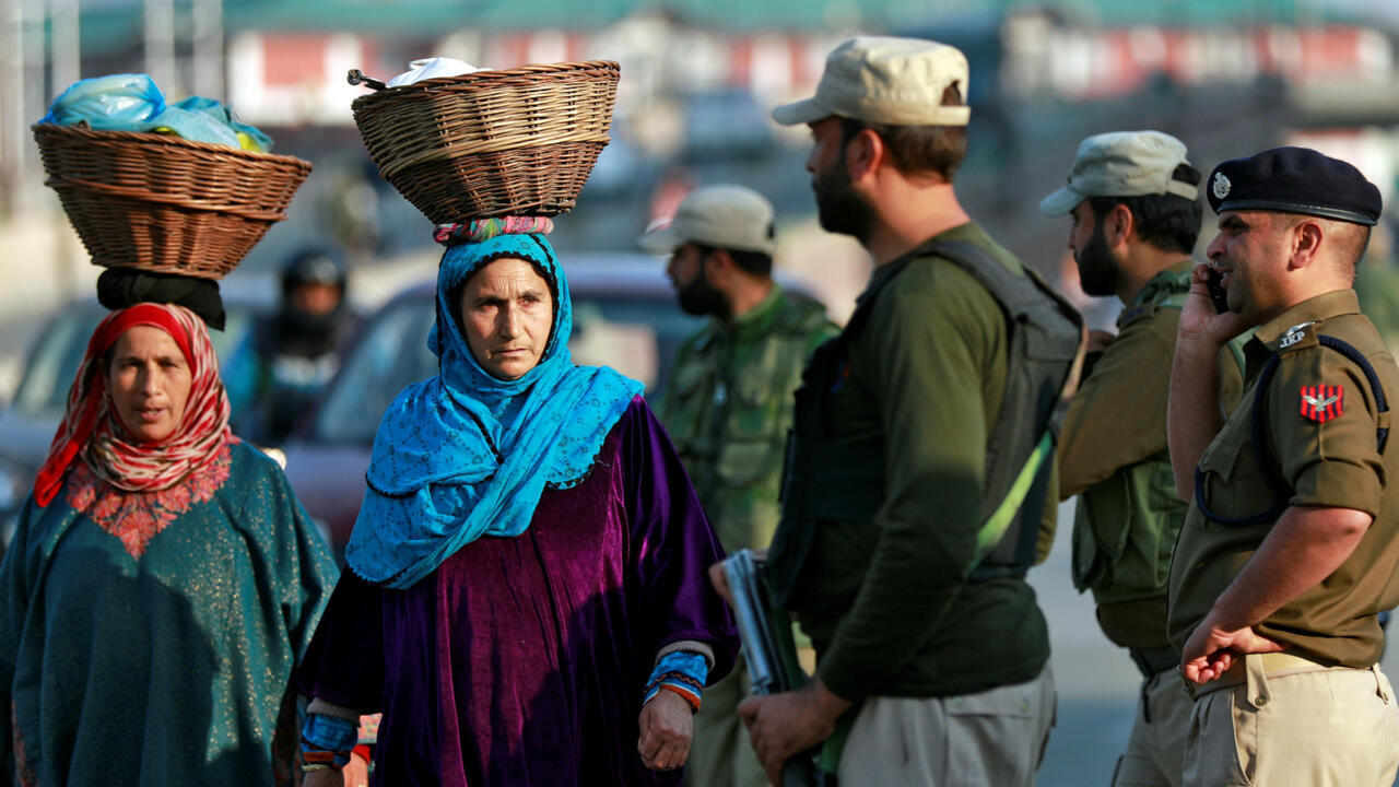 Cachemira ya no es autónoma y pasa oficialmente a depender de Nueva Delhi