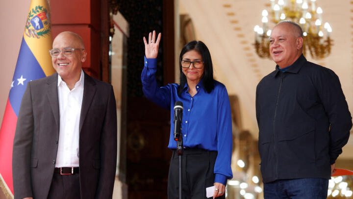 Trump afirma que tuvo una "gran conversación" telefónica con Delcy Rodríguez; ella la valoró de "productiva y cortés"