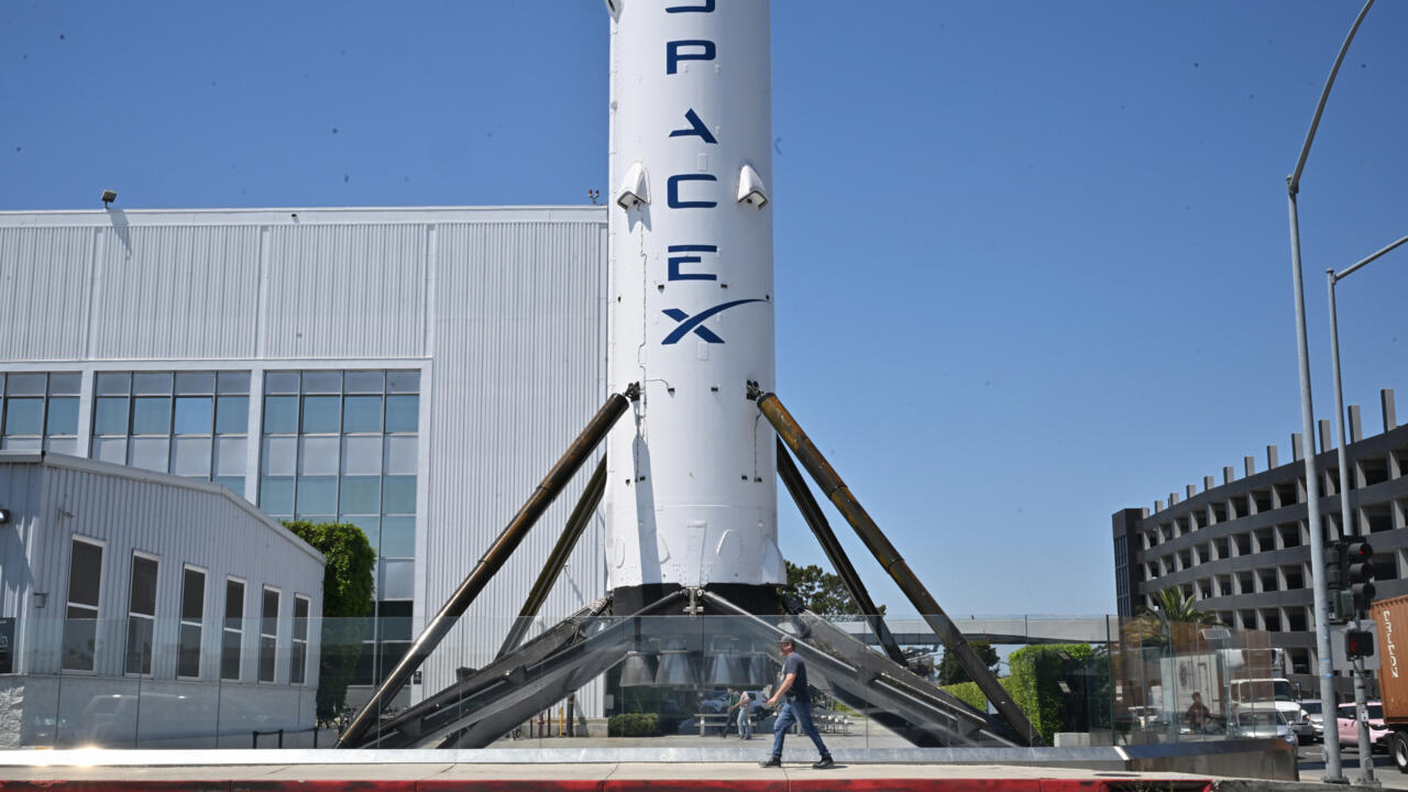 سبايس اكس تستعد لطرح أسهم بناء على تقييم لأصولها ب800 مليار دولار (وسائل إعلام)