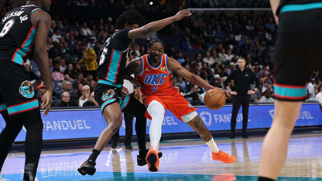 أن بي ايه: أوكلاهوما يتغلب على ممفيس بصعوبة رغم غياب نجومه