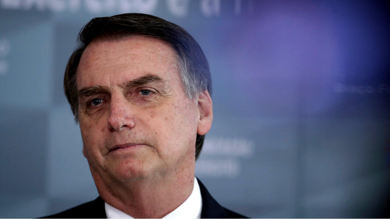 https://s.france24.com/media/display/d5e7f4b6-6c87-11ec-9ea6-005056a90284/w:1280/p:16x9/Bolsonaro2.jpg https://s.france24.com/media/display/d5e7f4b6-6c87-11ec-9ea6-005056a90284/w:1280/p:16x9/Bolsonaro2.jpg