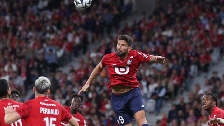 Olivier Giroud scores his 2nd Ligue 1 goal of the season.