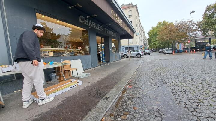 Anti-Semitic graffiti outside a kosher store in eastern Parisian suburb of Vincennes, October 3, 2025.