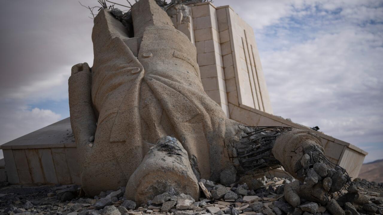 ما بعد "الأسدية": هل يمكن بناء دولة المواطنة في سوريا؟... حوار مع أحمد برقاوي