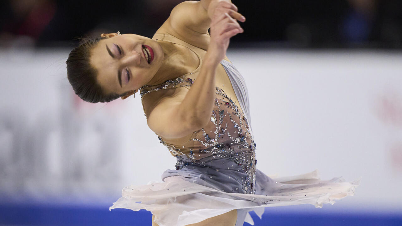 World champion Sakamoto captures Skate Canada crown