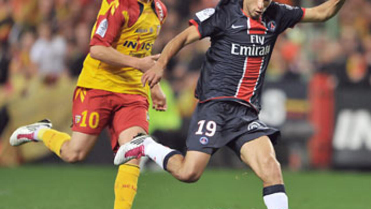 Première victoire à l'extérieur pour le PSG depuis 2009, Lens s'enfonce