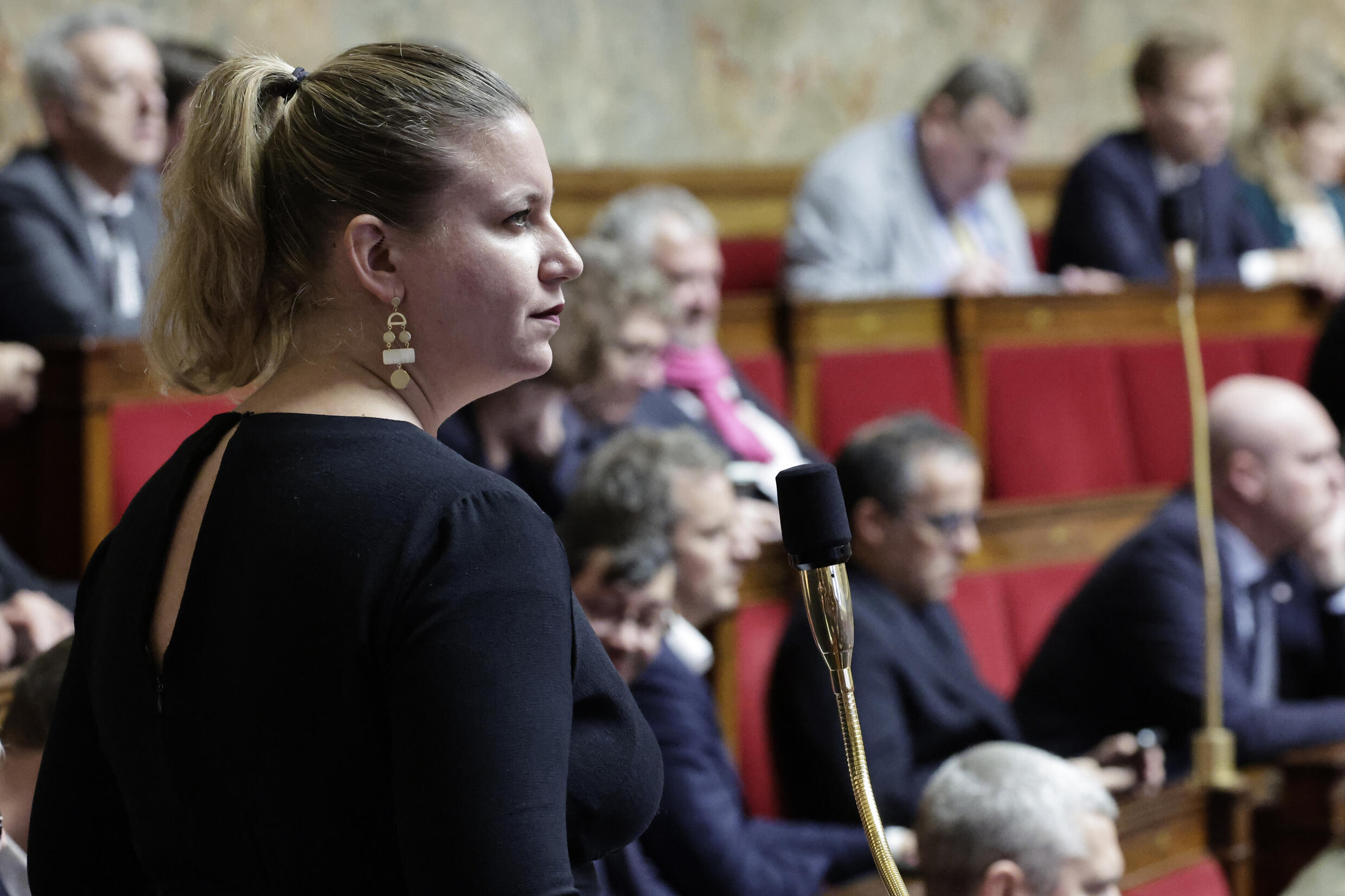 Mathilde Panot, la cheffe des députés LFI dit "croire" que les quatre composantes du Nouveau Front populaire voteront la motion de censure que son groupe déposera le 14 janvier 2025.