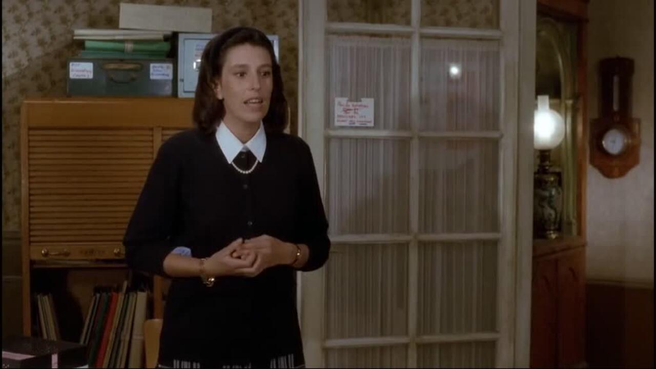 Anémone Le Père Noel Est Une Ordure L'actrice française Anémone est devenue inoubliable avec 'Le père Noël