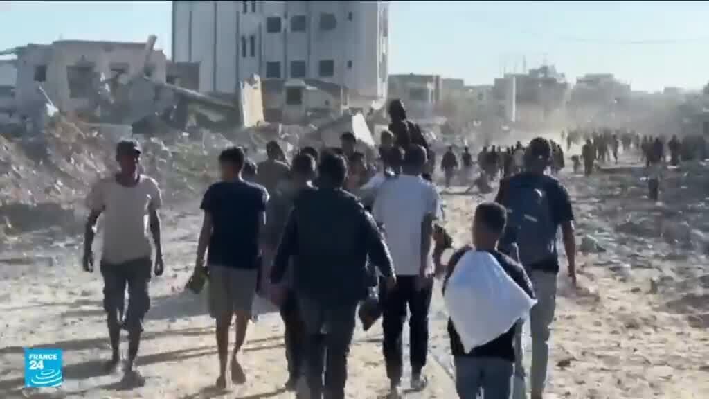 بعد عامين من حرب مدمرة.. الغزّيون يسلكون طريق العودة نحو ركام منازلهم