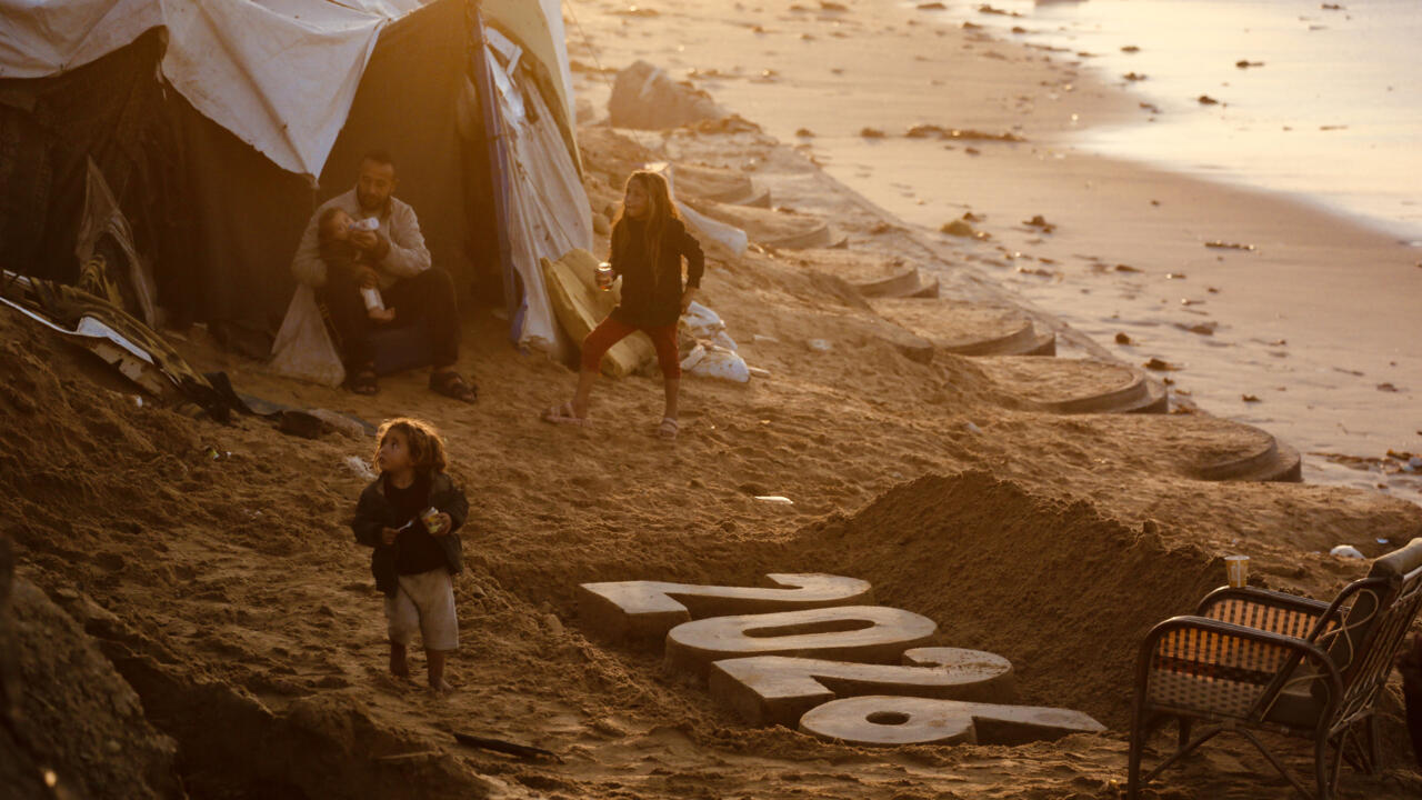 العالم يودّع 2025... عام توقف الحرب في غزة وقرارات دونالد ترامب