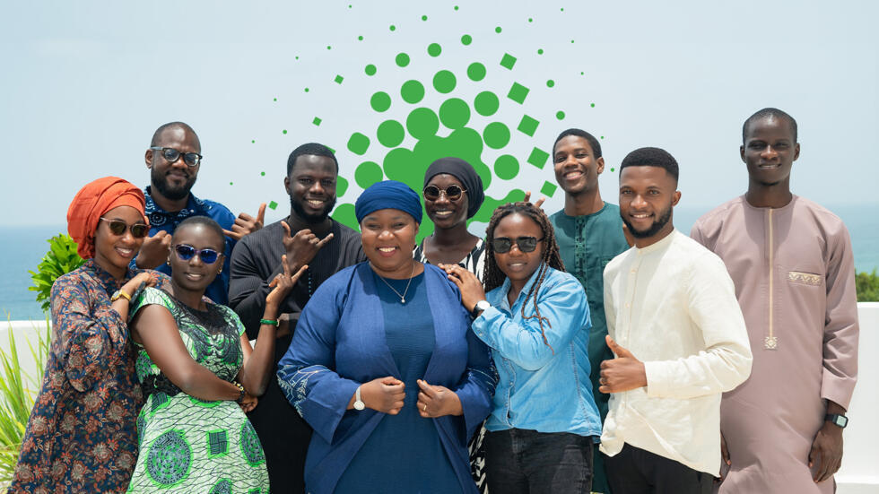 Photo de famille de l'équipe de journalistes de ZOA, média panafricain 100&nbsp;% numérique.