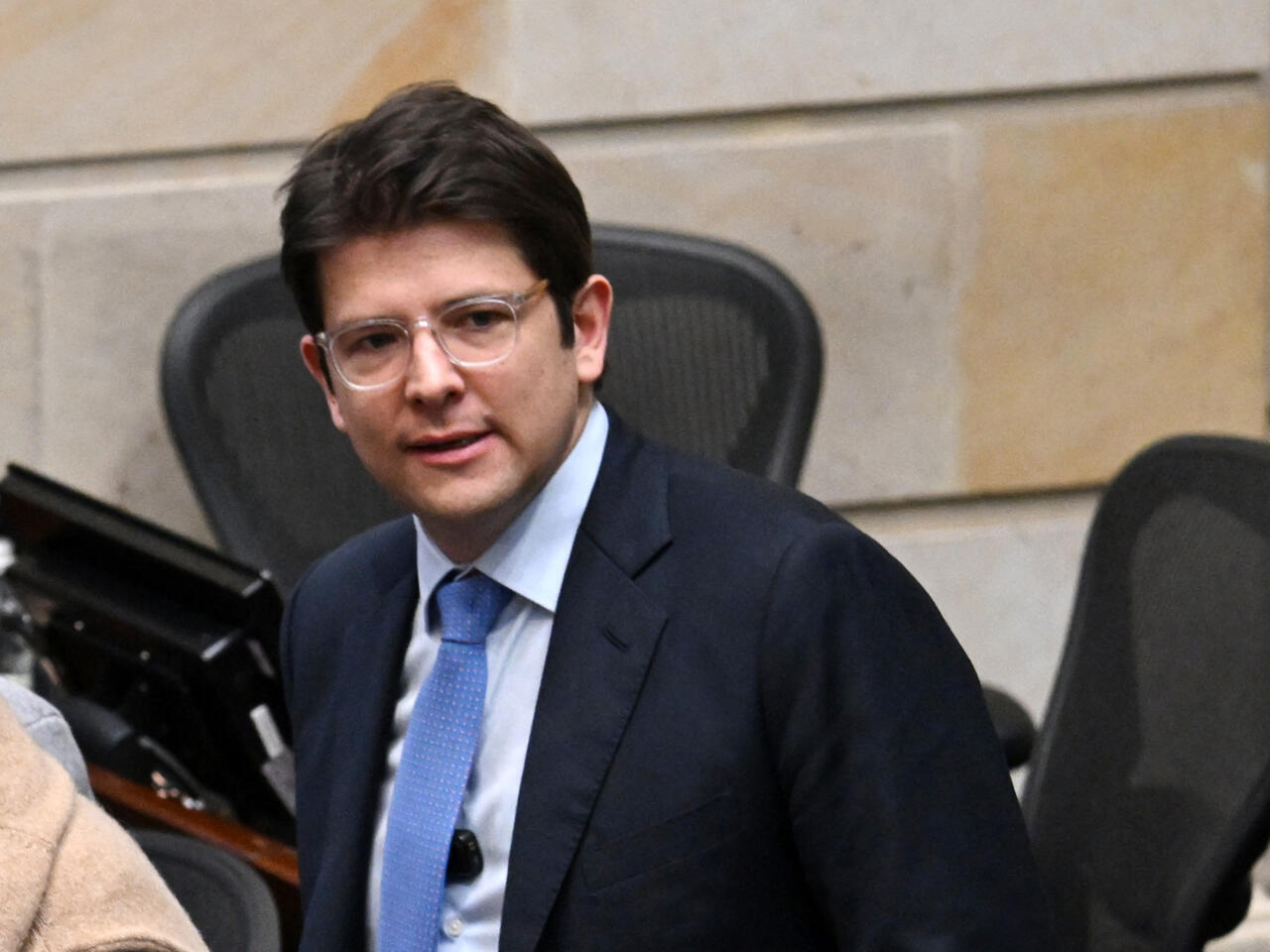 Colombia: imputan cargos a menor implicado en atentado contra Miguel Uribe