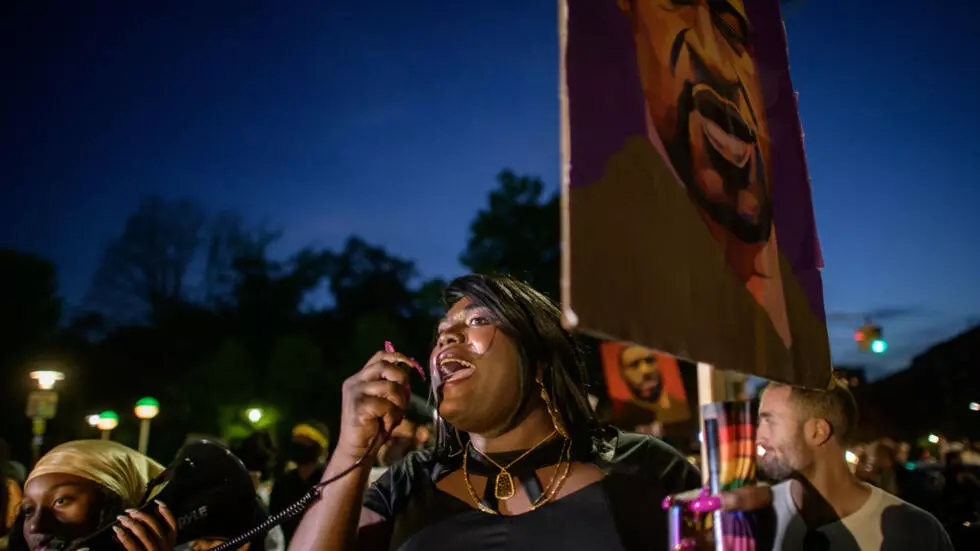 BORING OLD WHITE AMERICANS MOST RACIST! No, you didn’t see that one coming, no one did, but here we are 💥