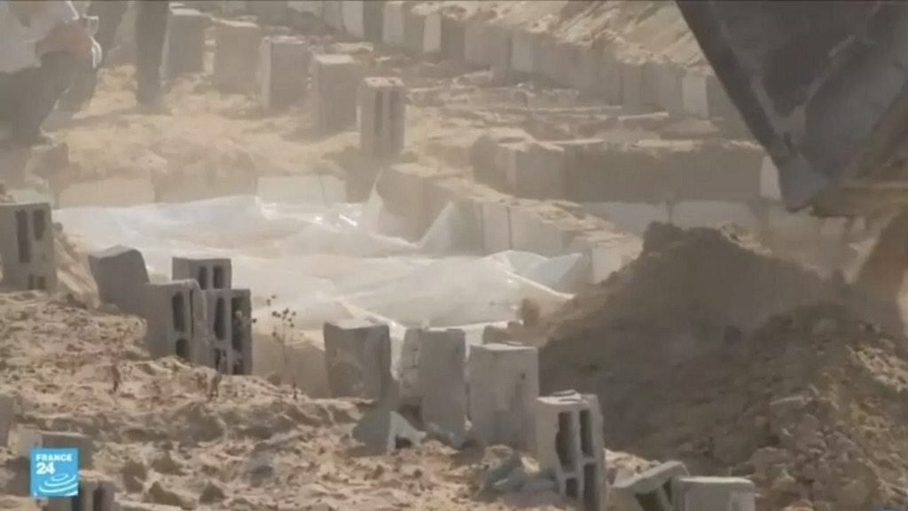 الفلبين: أكثر من 140 قتيلا عقب إعصار "كالمايغي" ورئيس البلاد يعلن الطوارئ