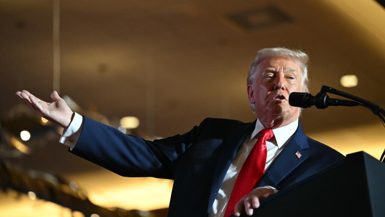 ترامب يؤكّد أن الأسعار تنخفض "بشكل كبير" بفضله