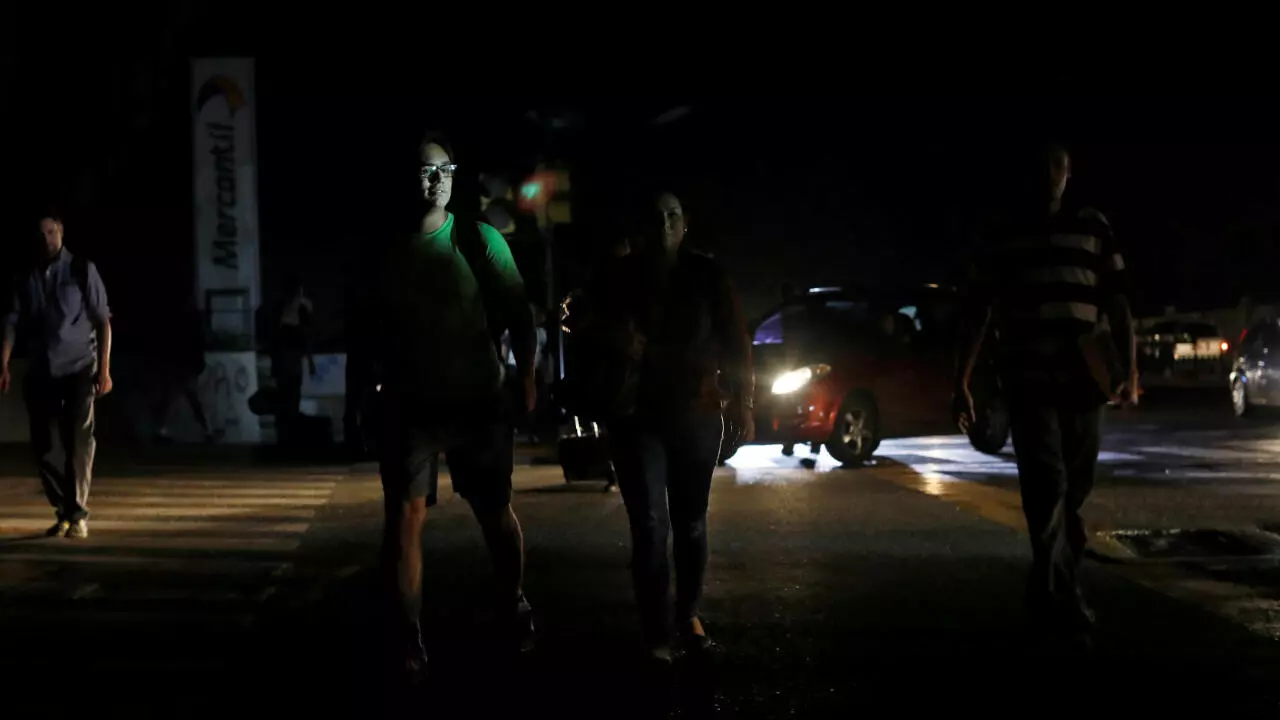 Venezuela A Media Maquina Por Apagon A Nivel Nacional