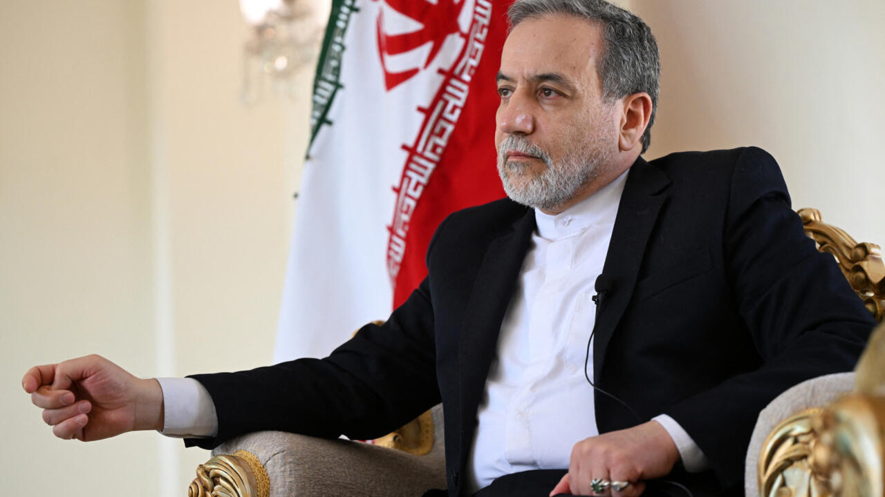 النووي الإيراني: تفعيل "آلية الزناد" يضيق أفق الحل الدبلوماسي وينذر بتعميق الخلاف بين طهران والغرب
