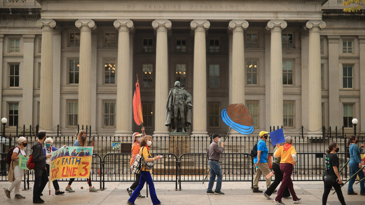 واشنطن تفرض عقوبات على جمعيات فلسطينية تقول إنها على صلة بحماس