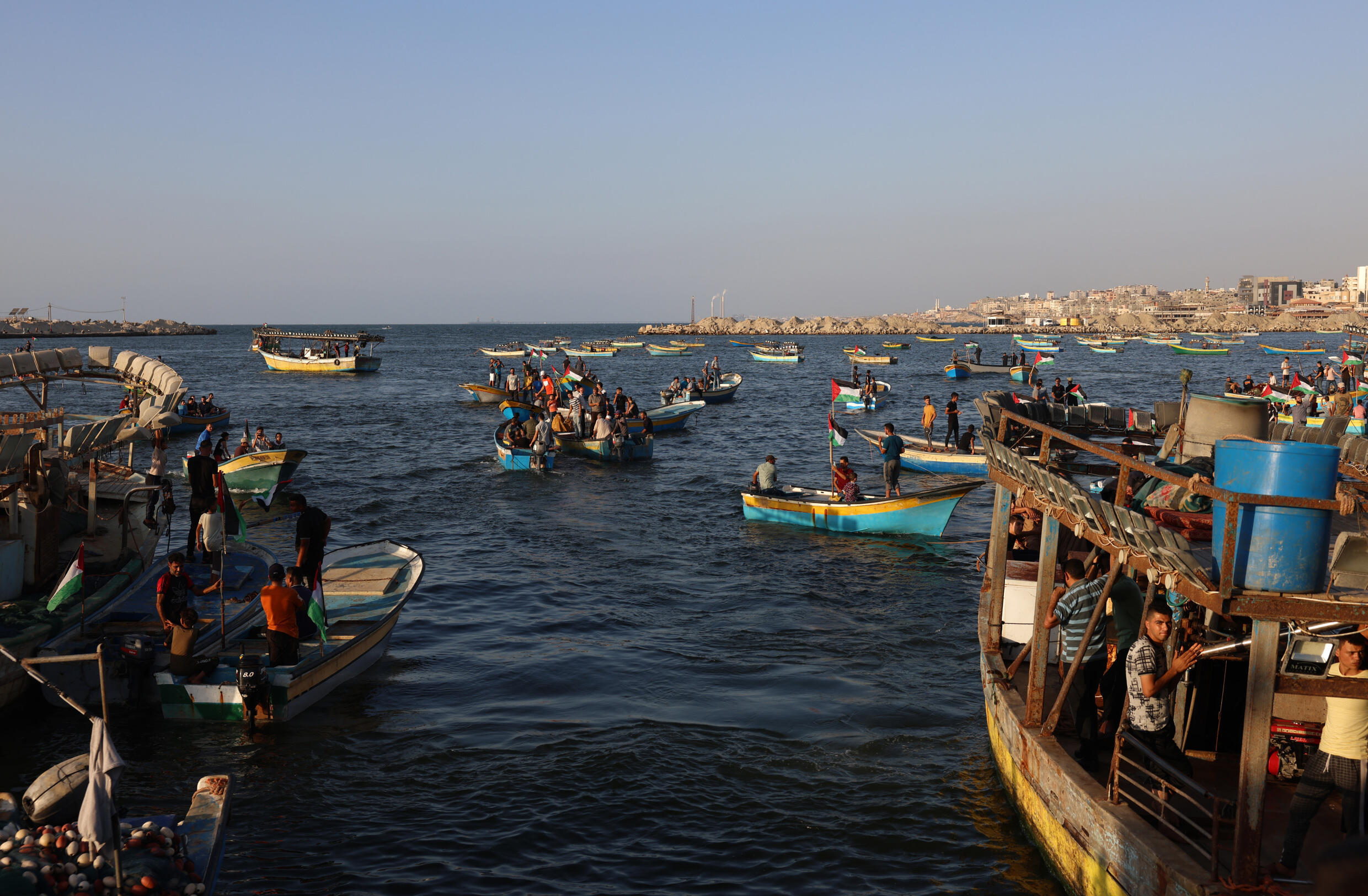 Le mouvement islamiste Hamas contrôle la bande de Gaza mais n'est pas inclus dans les pourparlers sur le champ gazier