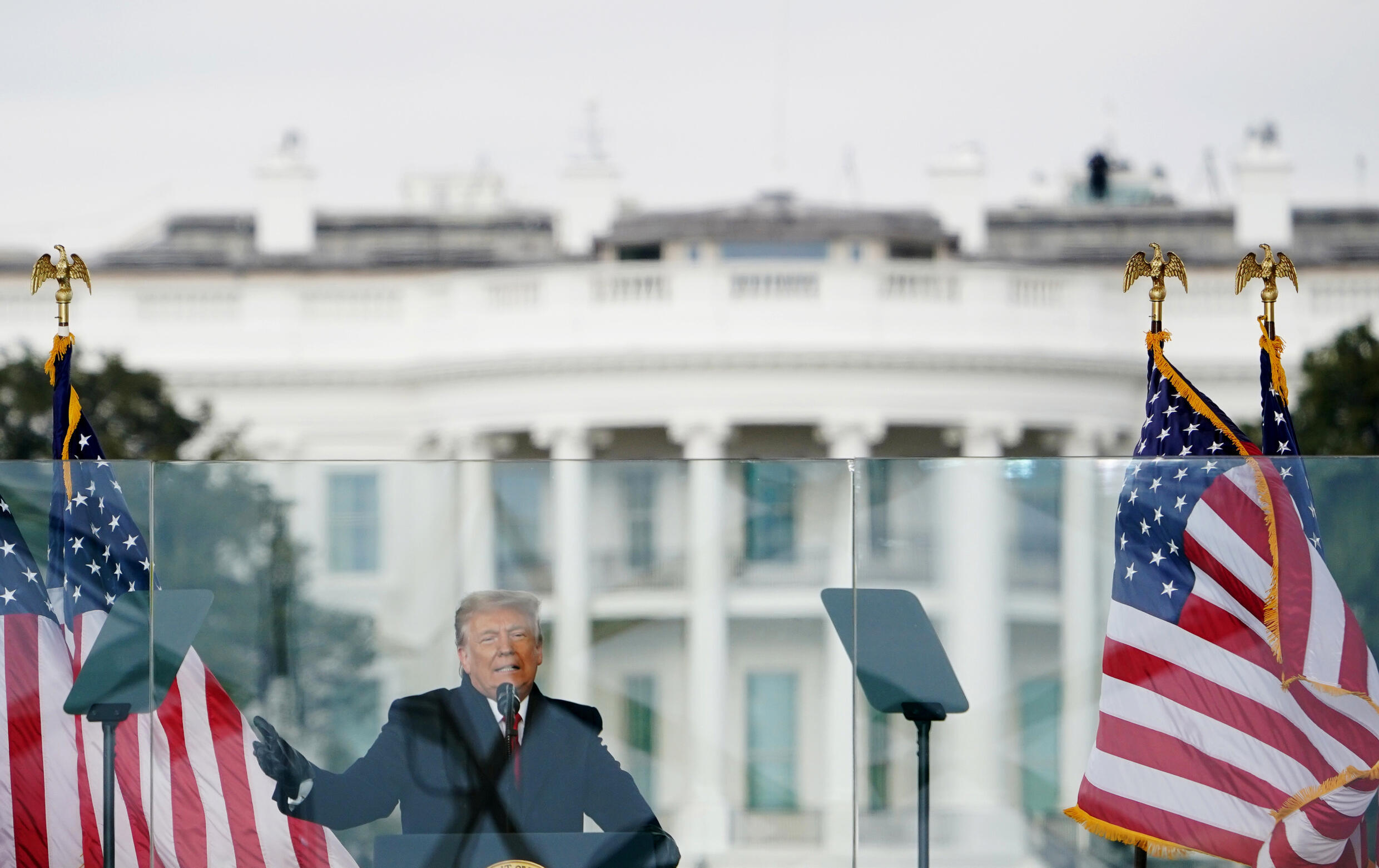 Donald Trump donne un discours devant la Maison Blanche à Washington, le 6 janvier 2021.