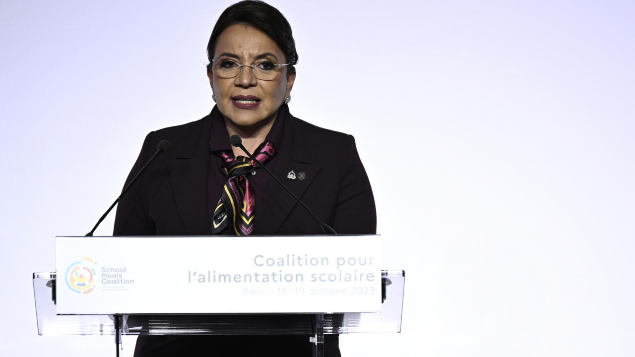 Castro uit Honduras hekelt het geknoei met de verkiezingen en beschuldigt Trump van inmenging