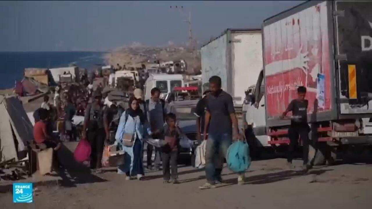 الأرض تضيق بالغزيين.. عشرات القتلى ومجاعة وتهجير أمام أعين العالم