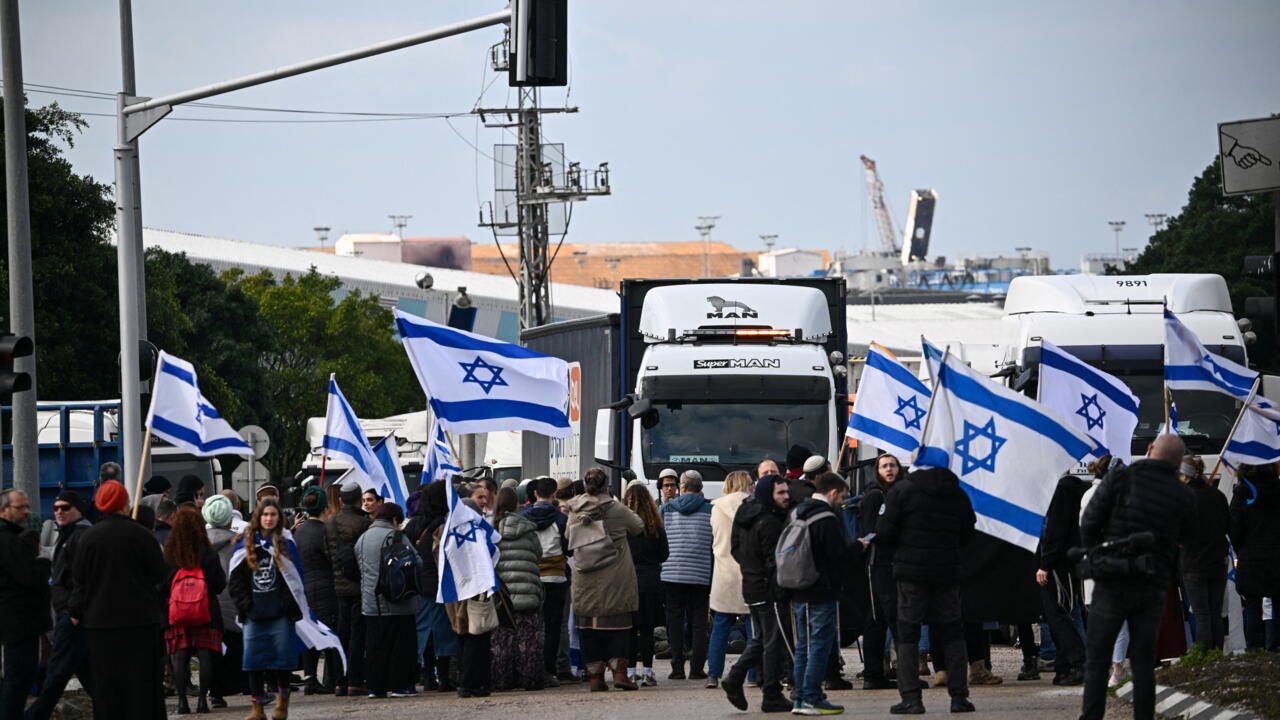 مذكرتا جلب في فرنسا بحق ناشطتين فرنسيتين-إسرائيليتين بشبهة التواطؤ في إبادة جماعية بغزة