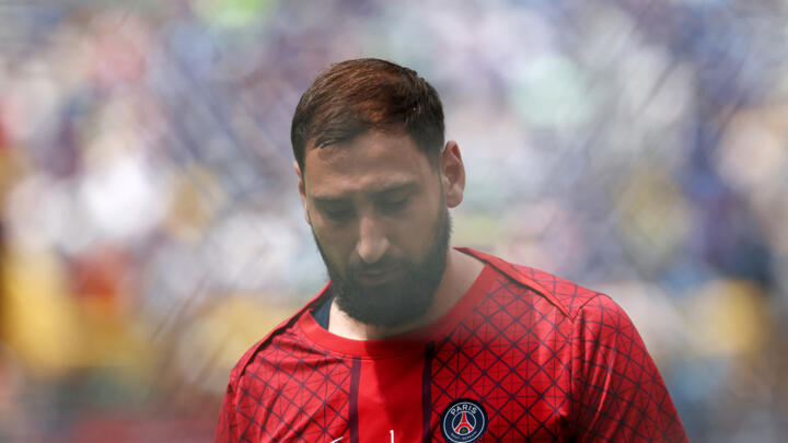 Paris Saint-Germain's Italian goalkeeper #01 Gianluigi Donnarumma looks on ahead the FIFA Club World Cup 2025 final football match between England's Chelsea and France's Paris Saint-Germain at the Met
