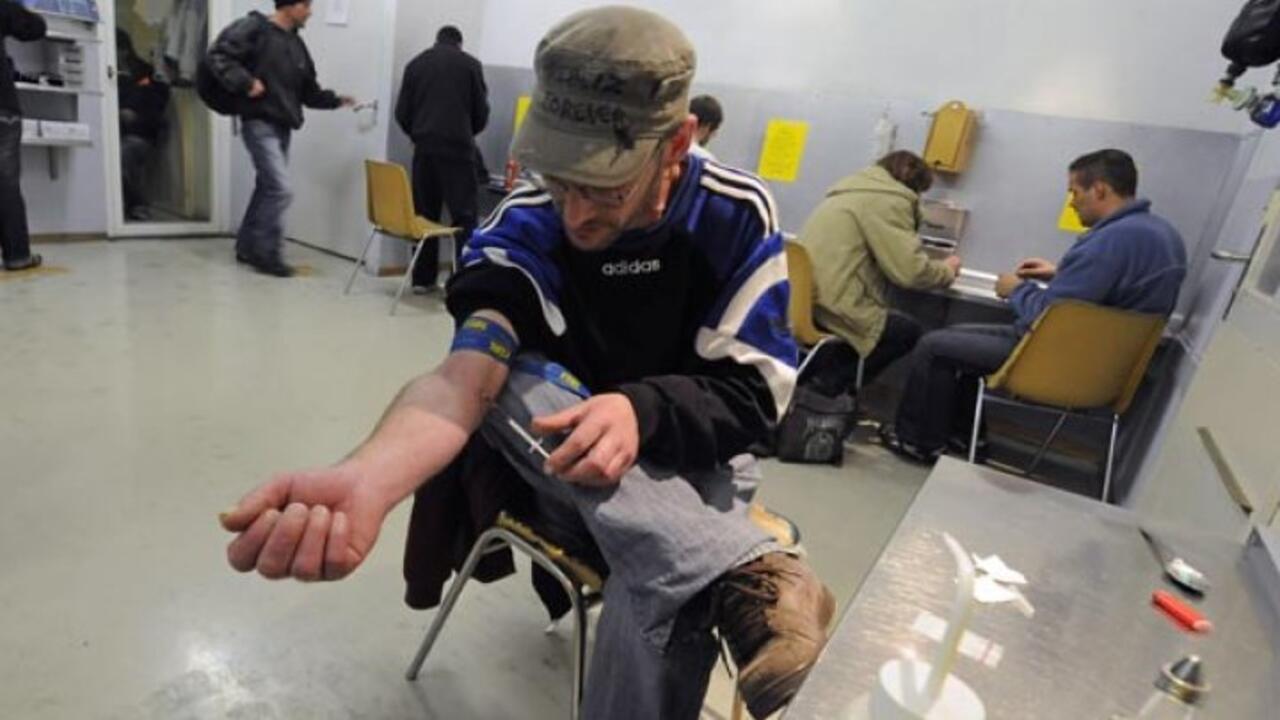 La future "salle de shoot" parisienne d&eacute;plac&eacute;e pr&egrave;s de l'h&ocirc;pital ...