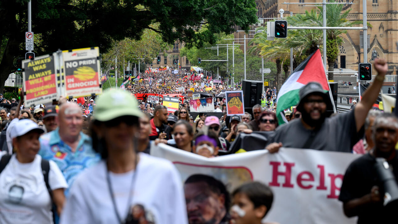 Australia Day protesters demand Indigenous rights