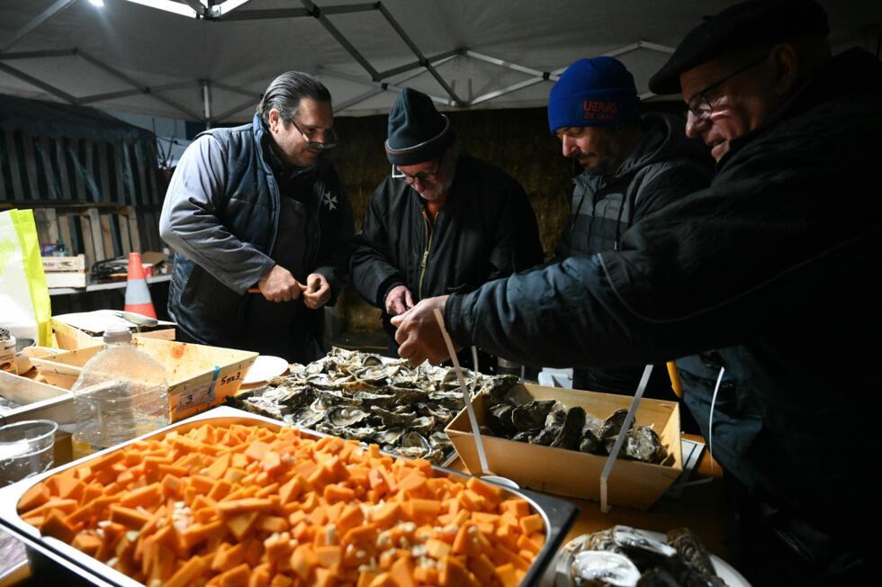 Des agriculteurs à Carbonne le soir du réveillon