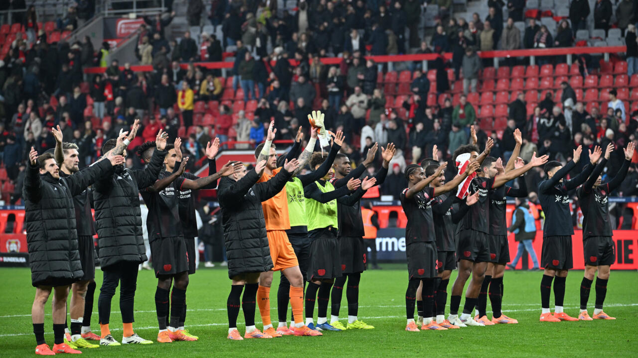 بطولة ألمانيا: ليفركوزن وفرانكفورت يستعيدان توازنهما