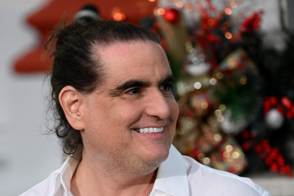 El empresario colombiano Alex Saab abandona el palacio presidencial de Miraflores en Caracas tras una reunión con el presidente venezolano, Nicolás Maduro, el 20 de diciembre de 2023.