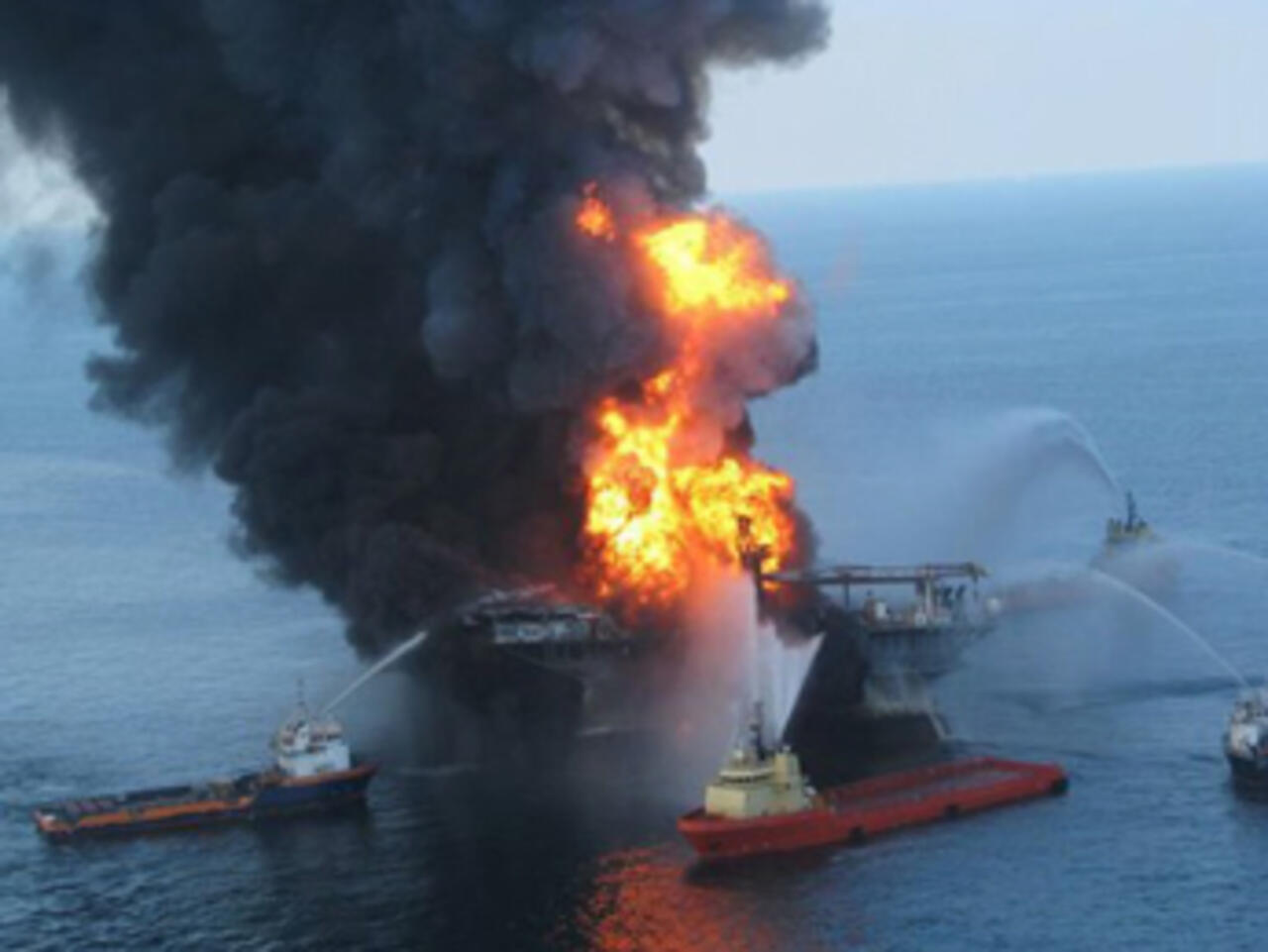 Oil rig emergency alarm 'intentionally disabled' before blast