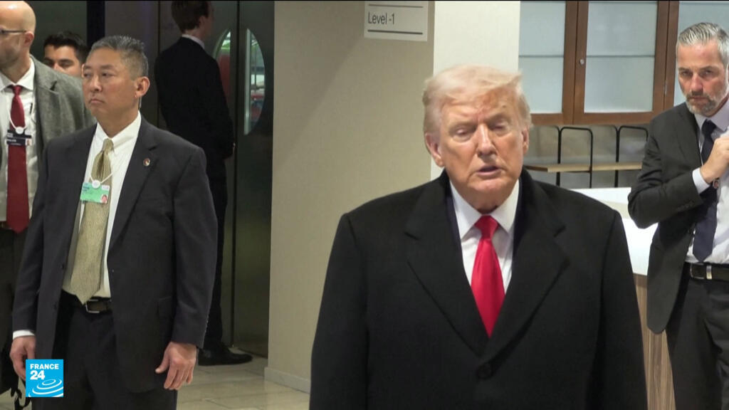 ترامب في دافوس.. ساعات "عصيبة" وتصريحات أربكت العالم