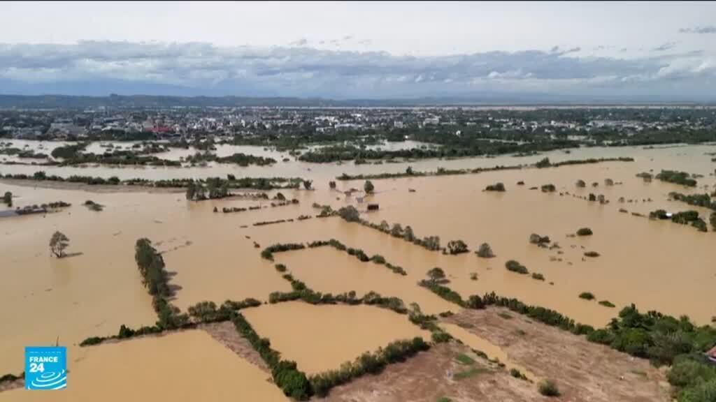 الفلبين تتنفس الصعداء بعد الاجتياح المدمر لإعصار "‬فونغ وونغ" وانحسار منسوب الفيضانات
