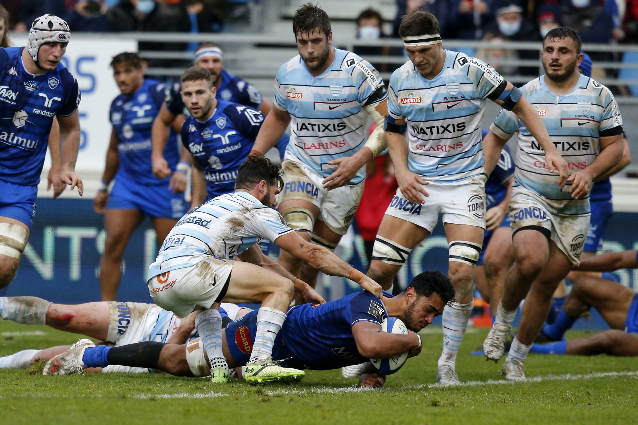 Top 14 Lyon surnage, le Racing 92 coule